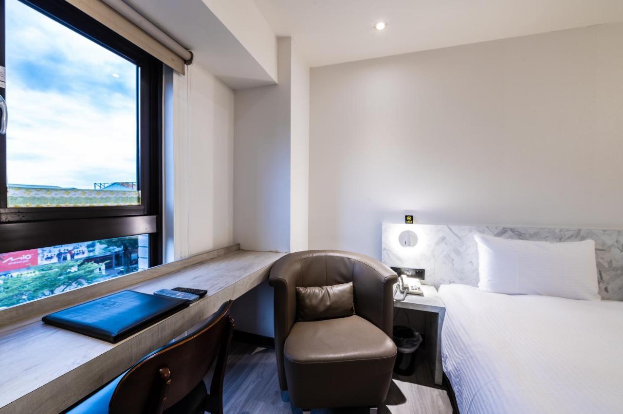 Hub Hotel - Songshan Airport Branch Tchaj-pej Exteriér fotografie