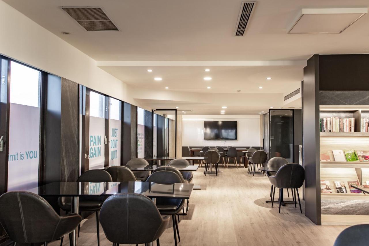 Hub Hotel - Songshan Airport Branch Tchaj-pej Exteriér fotografie